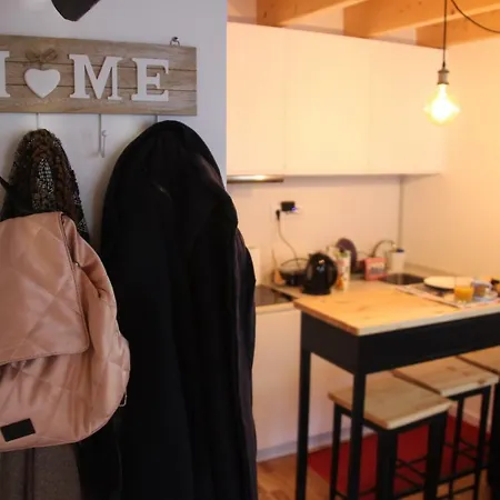 Loft Martires شقة *